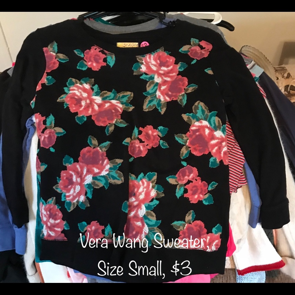 Vera Wang Quarter Sleeve Sweater, Size Small